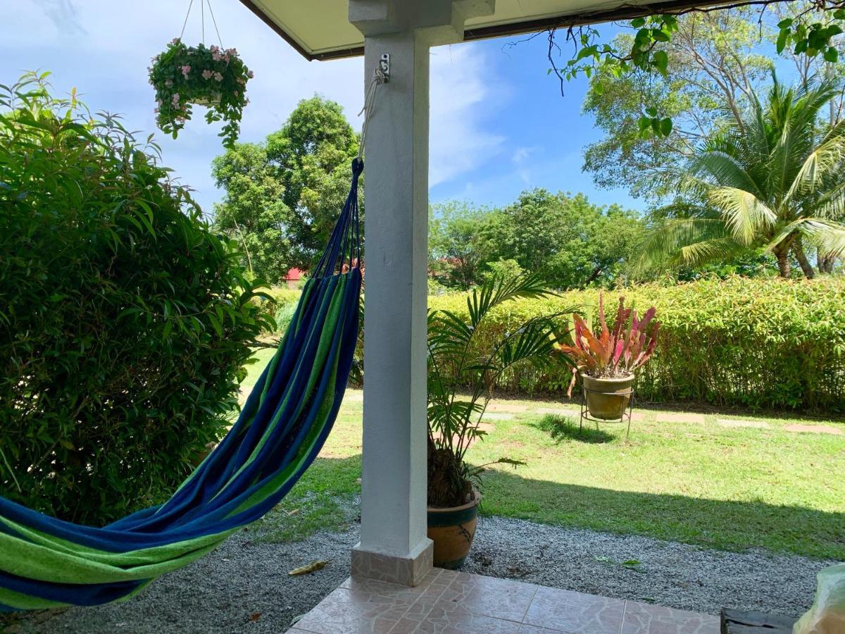 Lovely Garden Villas Pantai Cenang  Exterior photo